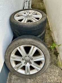 Genuine Audi 17 Inch alloy wheels 225 50 R17 set of 4 straight/no dents tyres worn cosmetic wear