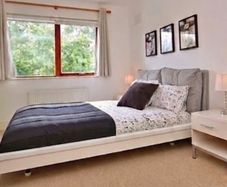 Double bed frame
