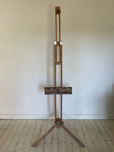 Vintage radial easel