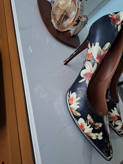 Givenchy Floral Heels Pumps uk5