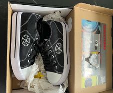 Heelys size 1 with the box