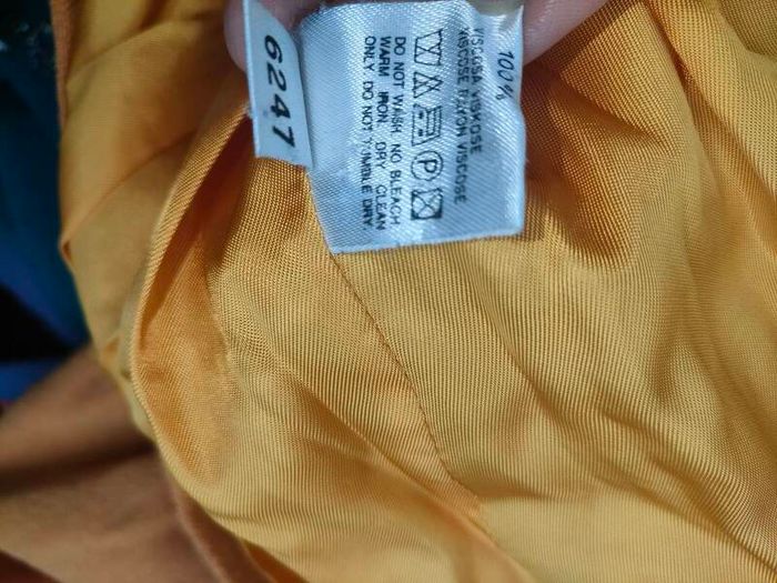 United Colours of Benetton yellow blazer size small medium Postage included