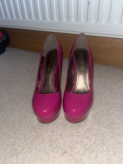 Aldo Stilettos pink size 5
