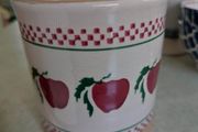 Nicholas Mosse Apple Utensil Drainer