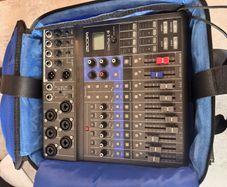 Zoom LiveTrak L-8