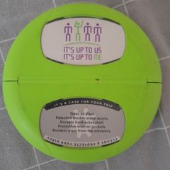 Cd/dvd Holder