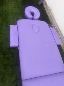 Massage bed