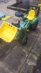 kids ride on tractor