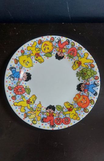 Vintage Rare Collectable Arcopal France Childrens Milk Glass Dining Set with Haribo Sweets Motifs, Consisting of A Mug, Cereal Bowl and 20cm Plate, circa 1970