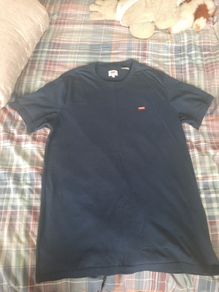 men's levis shirt