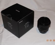 Fujifilm 16mm f/1.4 XF Lens - MINT