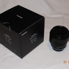 Fujifilm 16mm f/1.4 XF Lens - MINT
