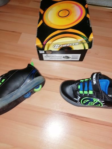 heely skates