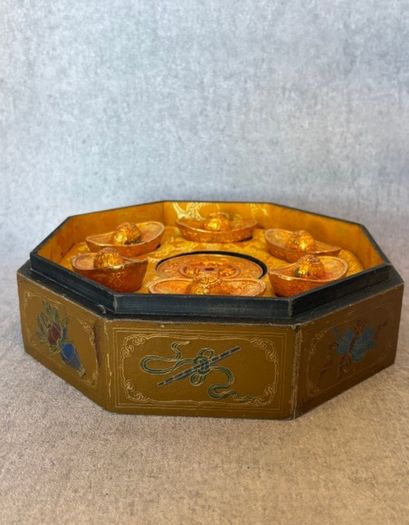 Vintage Chinese Octagonal Lacquered Box with Gilt-Bronze Sycee Ingots And Zodiac Coin