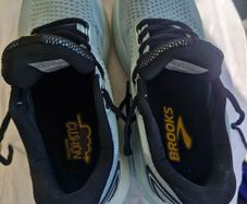 brooks glycerin 21 size 8.5