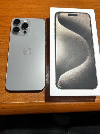 iPhone 15 Pro Max 256 natural titanium