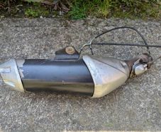 fz1 stock exhaust
