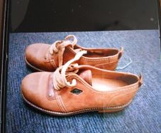 Shoe