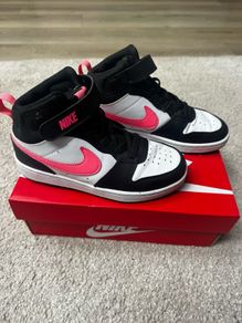 Nike Court Borough Mid 2