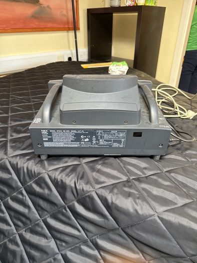 NEC WT610 Short Throw Projector