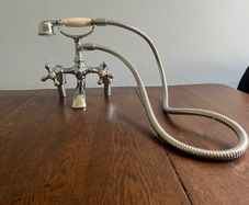 Traditional Chrome Bath Shower Mixer Tap & Telephone Handset