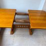 Wooden extendable dining table Image 3