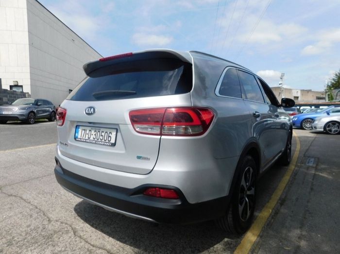 66K KM Auto Kia Sorento High-spec 7-seater Pan Roof
