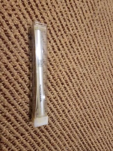 Brand New Tweezerman for Benefit Brow Shaping Brush