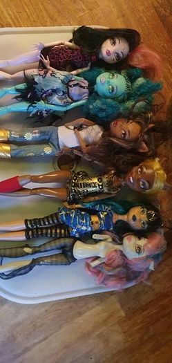 monster high dolls.