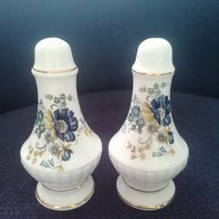 Royal Tara Corn Flower Salt and Pepper Shaker