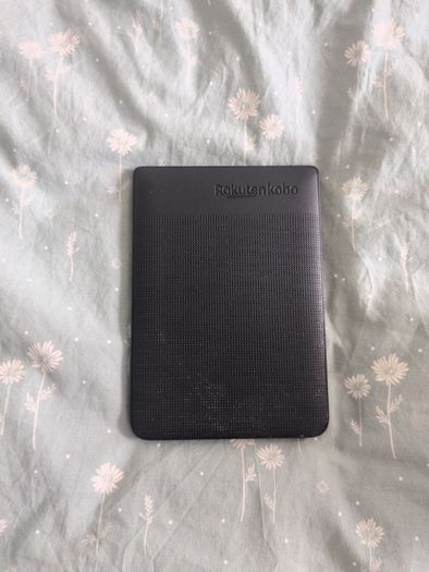Kobo Nia E-Reader (Screen Issues - For parts / repair)