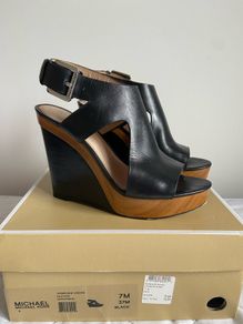 Michael Kores platforms