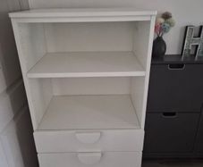 Bookcase with 3 drawers