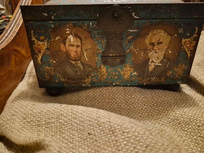 British 1863-1913 Co-Operative Wholesale Society CWS Jubilee Litho Chest Tin