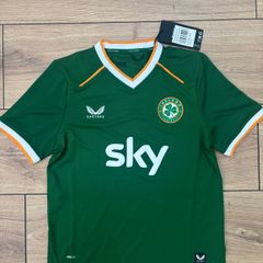 New with tags Irish Soccer Jersey
