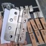 hinges Image 4