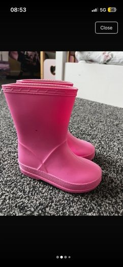 wellies