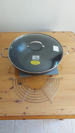 Typhoon Wok, Lid & Rack included. PRICE DROP 30%