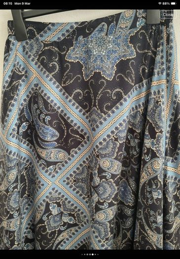 skirt paisley print asymmetrical hemline skirt H&M size small 10/12