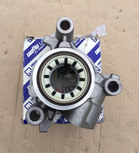 RH Driveshaft Oil Seal Housing (Fiat Scudo)
