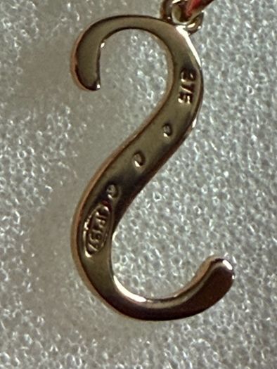 Gold pendant