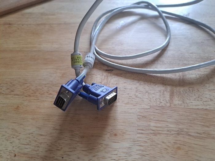 VGA monitor cable
