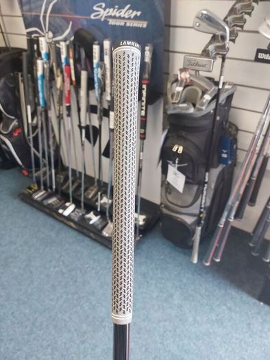 Wilson Staff Drivinb Iron