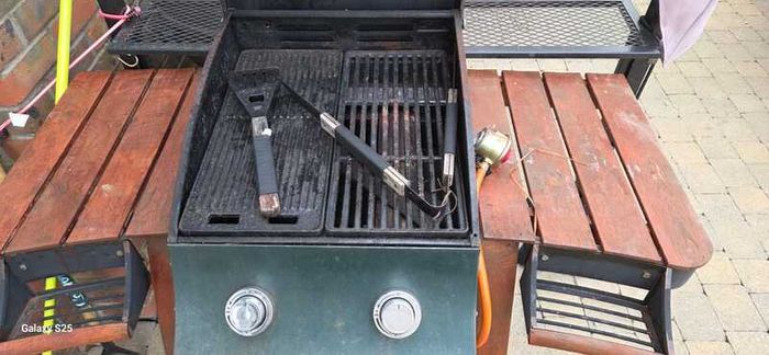 Gas bbq