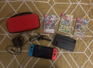 Nintendo Switch (NO GAMES)