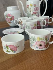 Wedgwood meadow sweet Coffee Set etc