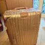 Rose gold aluminium-frame hard-shell suitcases (Rimowa style) Image 3