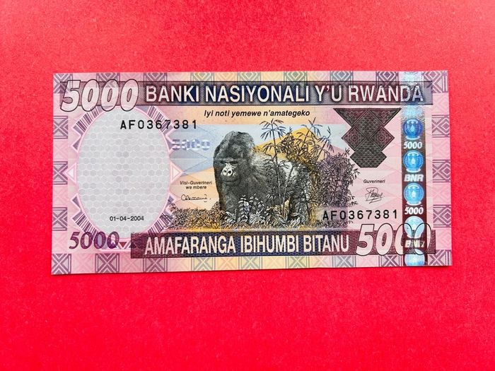 Rwanda  5,000 Francs. 2004  Scarce  ( Uncirculated )