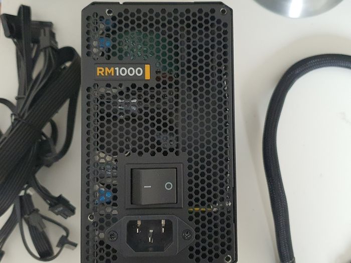 Corsair RM1000