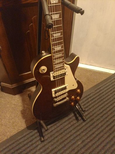 epiphone Les Paul traditional pro